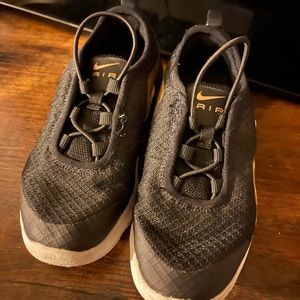 Toddler nike air 11c
